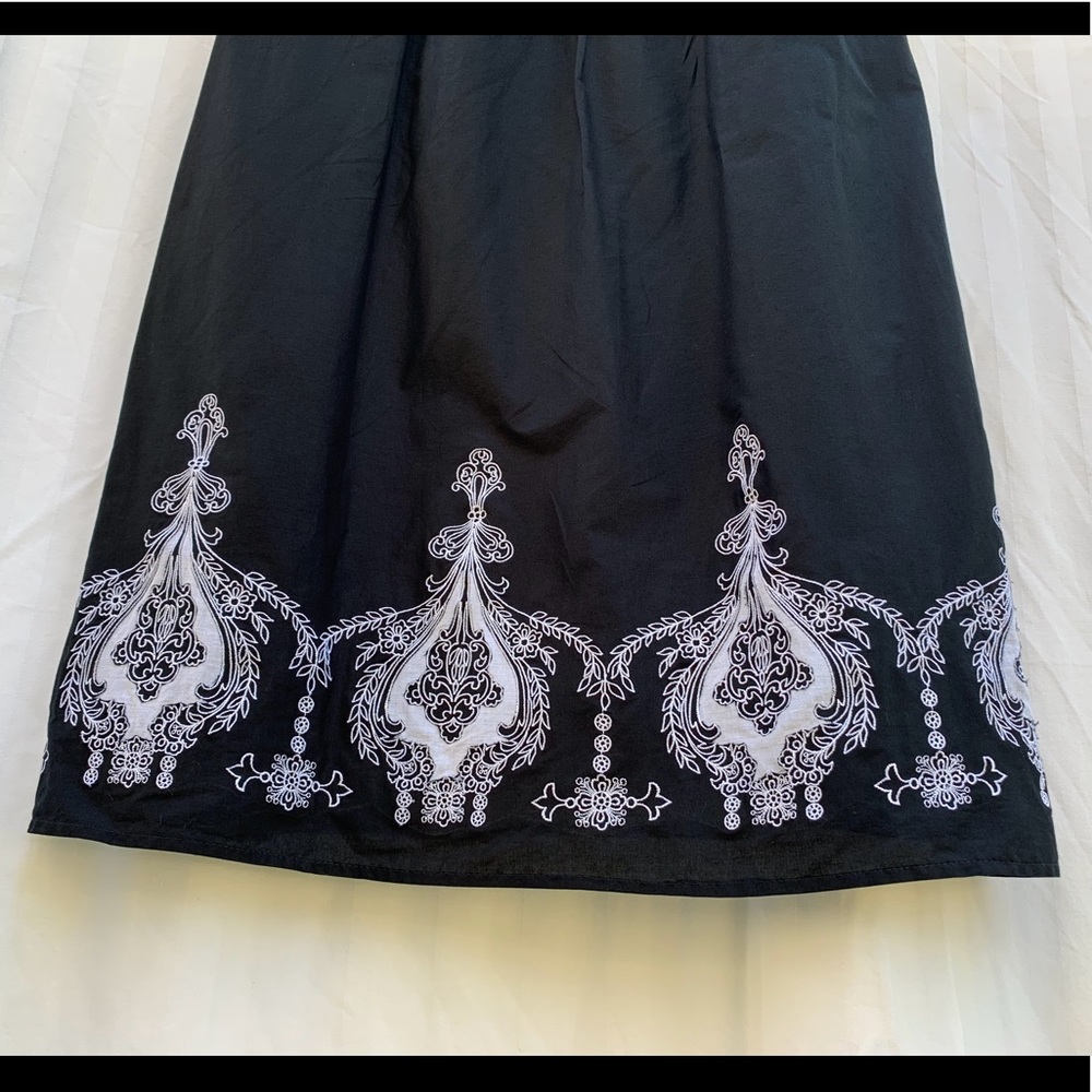 🖤Ann Taylor LOFT Black Dress | Beautiful detail🖤 - Picture 8 of 8